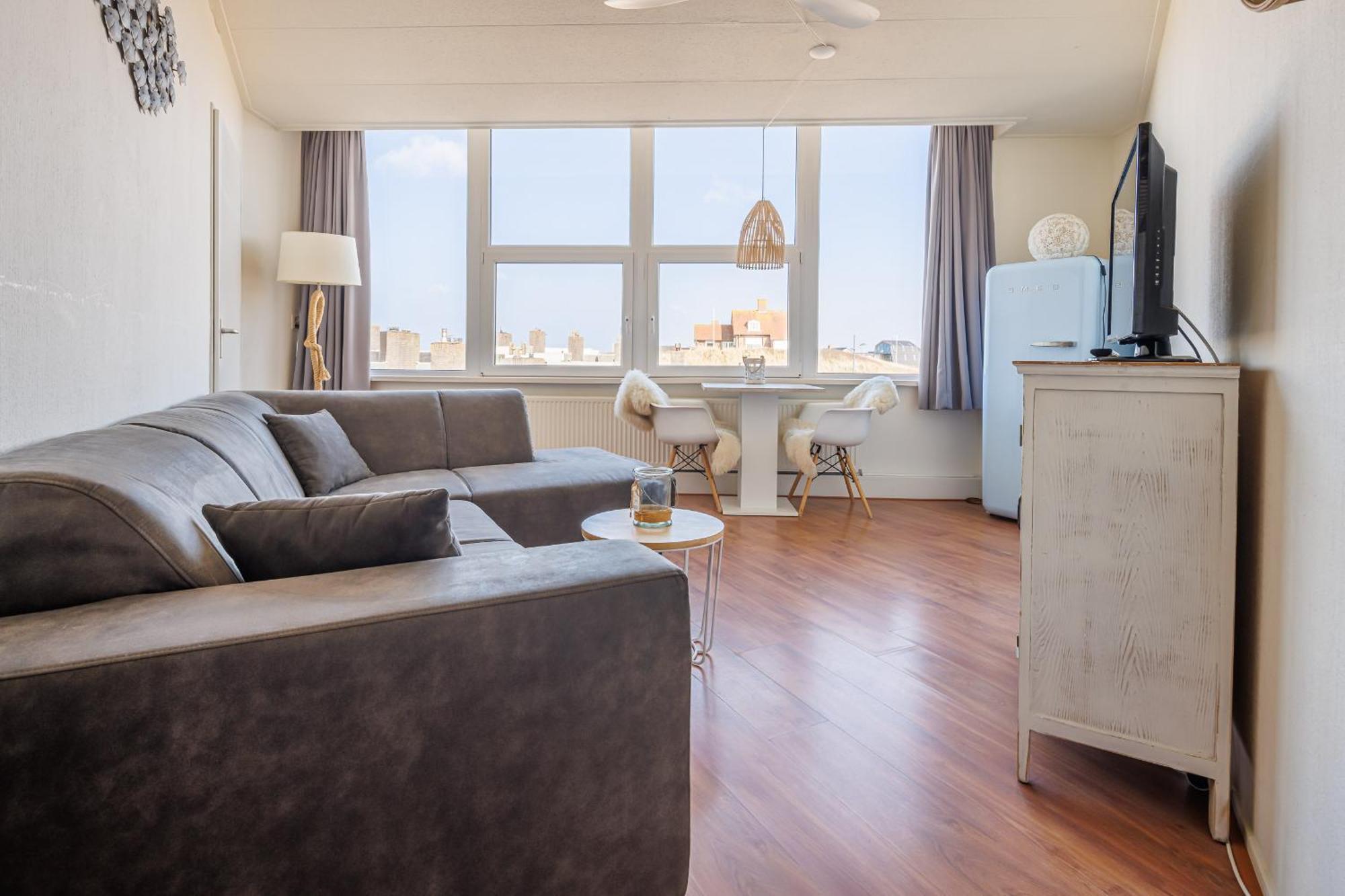 بيرشن أن زي Neptunus Appartementen الغرفة الصورة